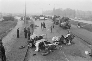 Fahrer in Offenbach fährt betrunken in Ampel
