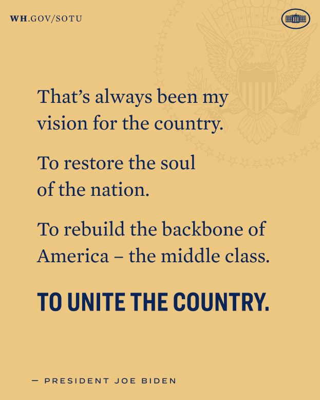 Plakat mit einem Zitat des Präsidenten Joe Biden, das besagt: "Das war immer meine Vision für das Land, das Seelenheil des Landes wiederherzustellen, Amerika wiederaufzubauen - die Mittelschicht zu vereinen."