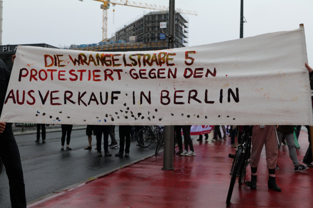Protest auf Ku'damm für den Erhalt der RAW-Gelände