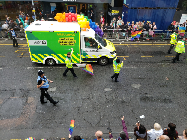 Biebricher Hof Festival 2026: Symbol des Respekts für Einsatzkräfte