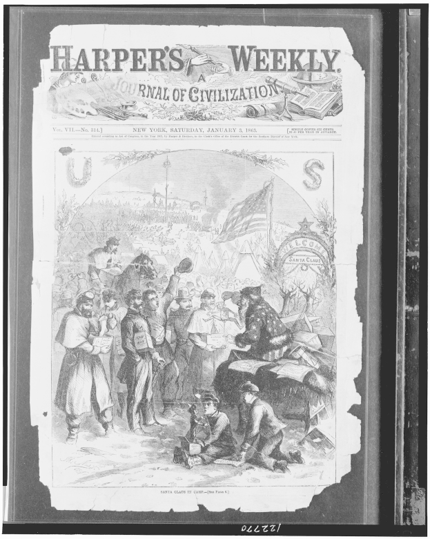 Schwarz-weißes Foto von Menschen, die sich um eine Zeitung mit der Überschrift 'Harper's Weekly Journal of Civilization' versammeln