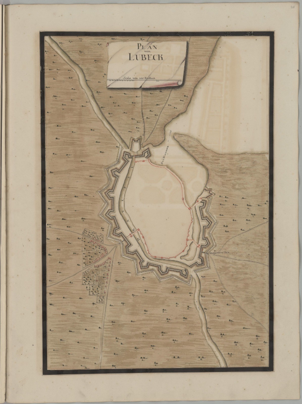 Ein altes Buch mit einer offenen Seite, die eine detaillierte Karte von Lübeck zeigt, einschließlich Straßen, Gebäuden und Sehenswürdigkeiten, begleitet von Text über die Bevölkerung, Geschichte und Kultur der Stadt.