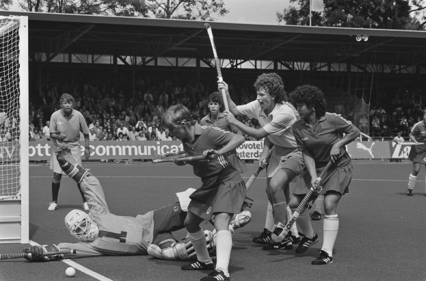 Kanadische Frauen gehen vor der Flag-Football-Weltmeisterschaft in die Offensive